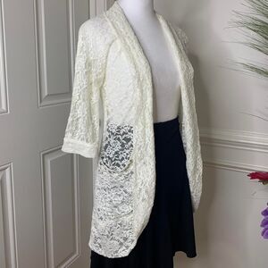 Vintage Women's White Lace Cardigan